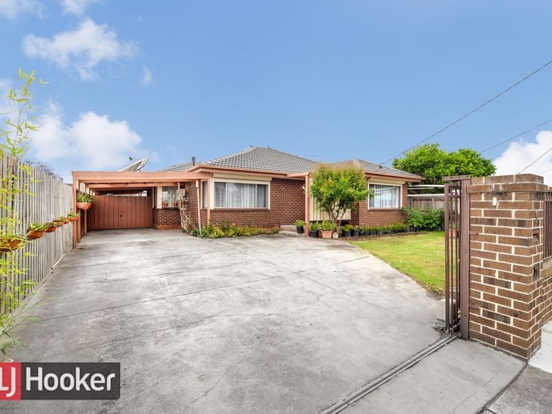 5 NICHOLAS STREET, Keysborough VIC 3173