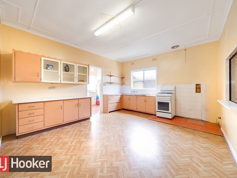 9 AMIEL STREET, Springvale VIC 3171