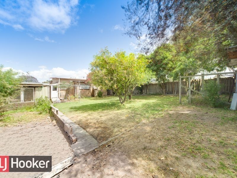 9 AMIEL STREET, Springvale VIC 3171