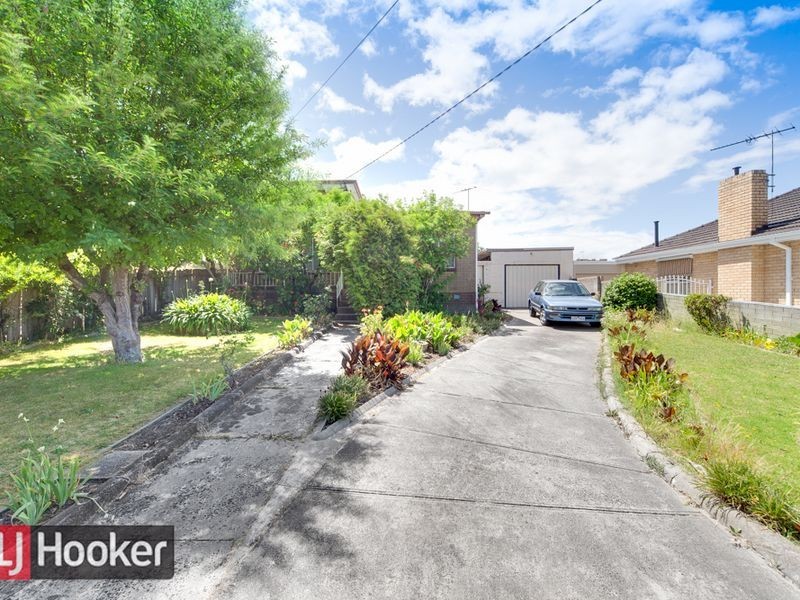 9 AMIEL STREET, Springvale VIC 3171