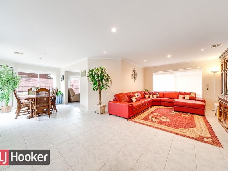 42 Railway Parade, Dandenong VIC 3175
