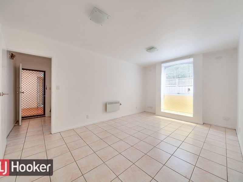 1/6 ST JAMES AVENUE, Springvale VIC 3171