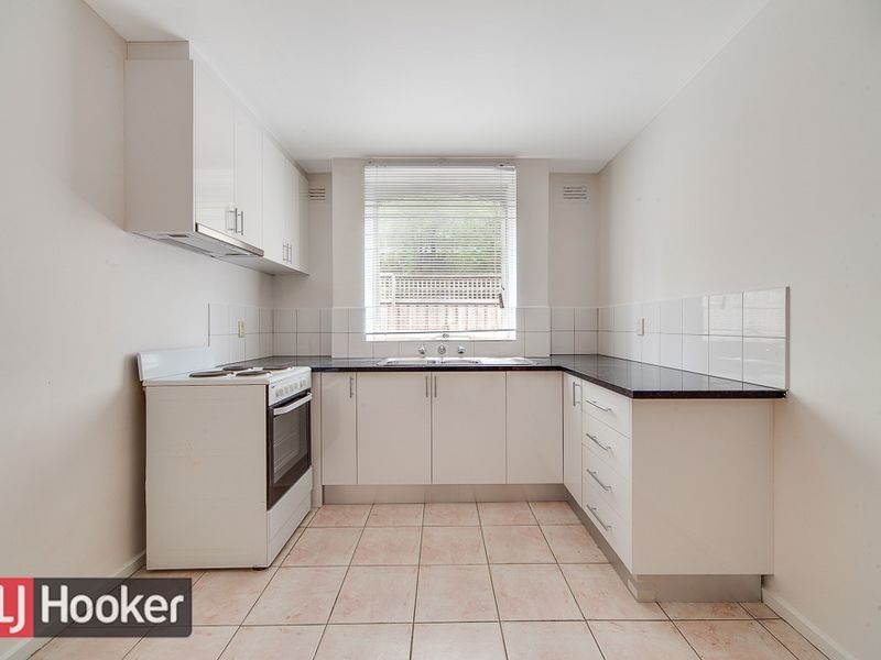 1/6 ST JAMES AVENUE, Springvale VIC 3171