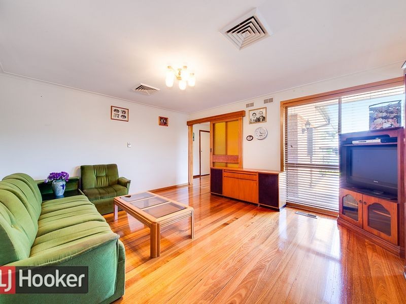 49 Glenmorgan Close, Clayton South VIC 3169