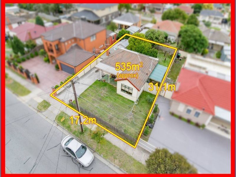19 Peter street, Springvale VIC 3171