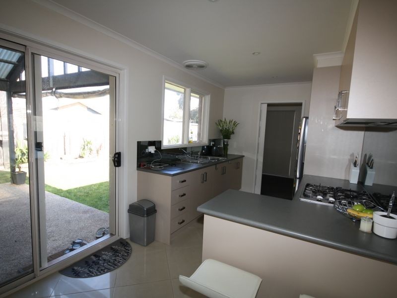 1 NAIRN COURT, Keysborough VIC 3173