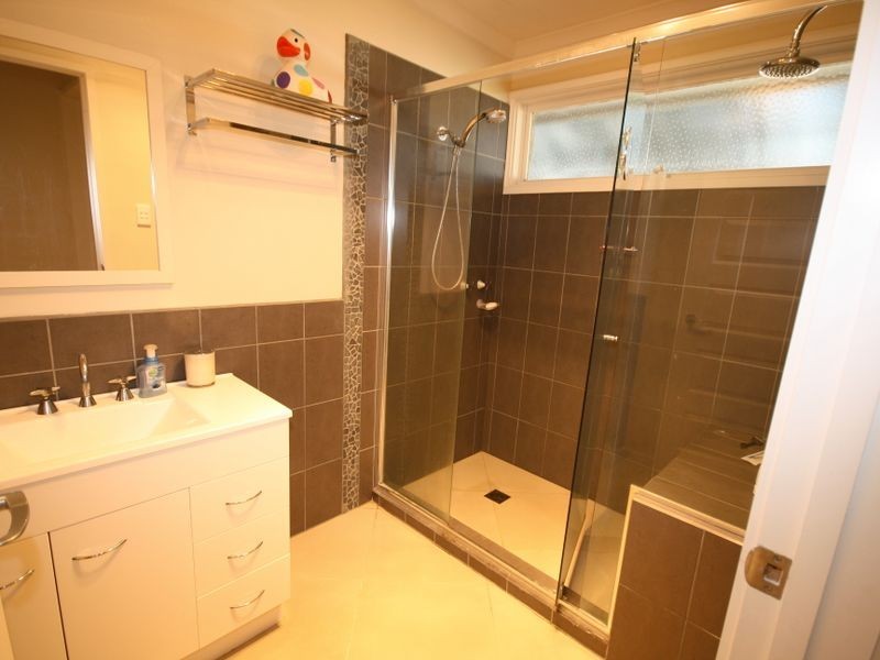 1 NAIRN COURT, Keysborough VIC 3173