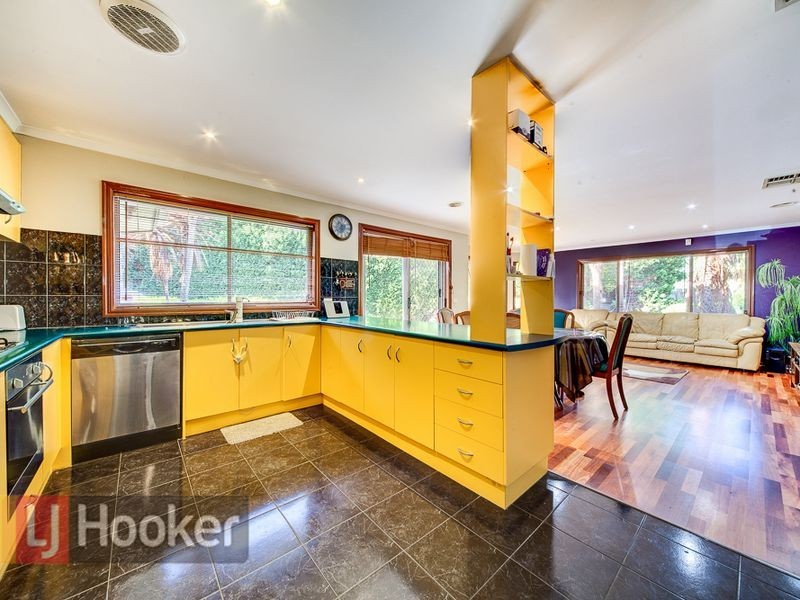 35 HEDGELEY ROAD, Keysborough VIC 3173