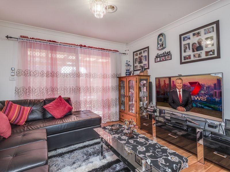 2/21 PITTOSPORUM GROVE, Doveton VIC 3177