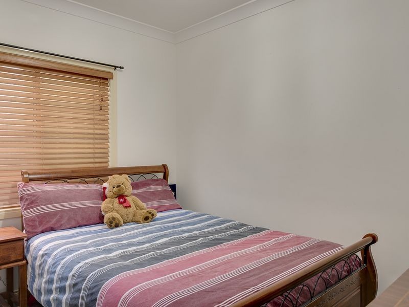 2/21 PITTOSPORUM GROVE, Doveton VIC 3177