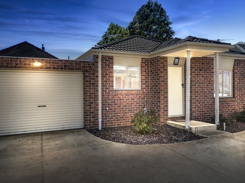 2/21 PITTOSPORUM GROVE, Doveton VIC 3177