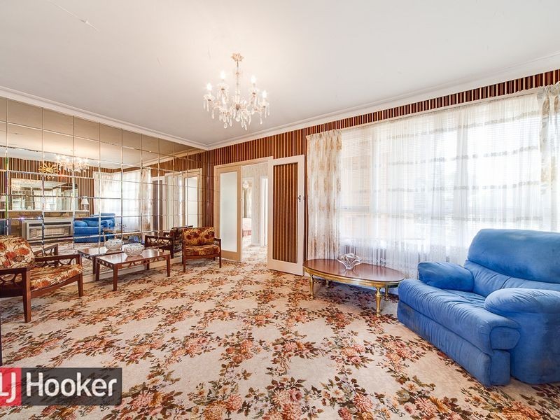 2 CARLYON CRT, Springvale VIC 3171