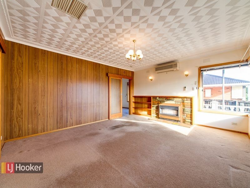 34 Hillcrest grove, Springvale VIC 3171