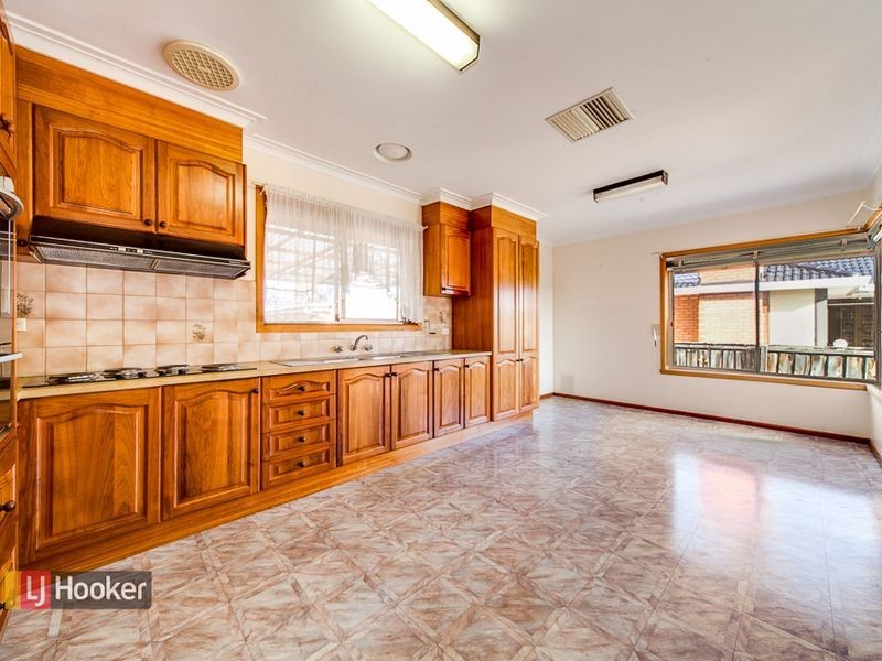34 Hillcrest grove, Springvale VIC 3171