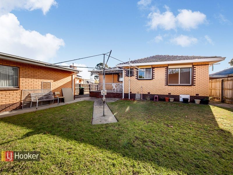 34 Hillcrest grove, Springvale VIC 3171