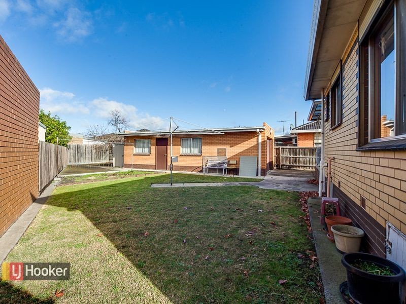 34 Hillcrest grove, Springvale VIC 3171