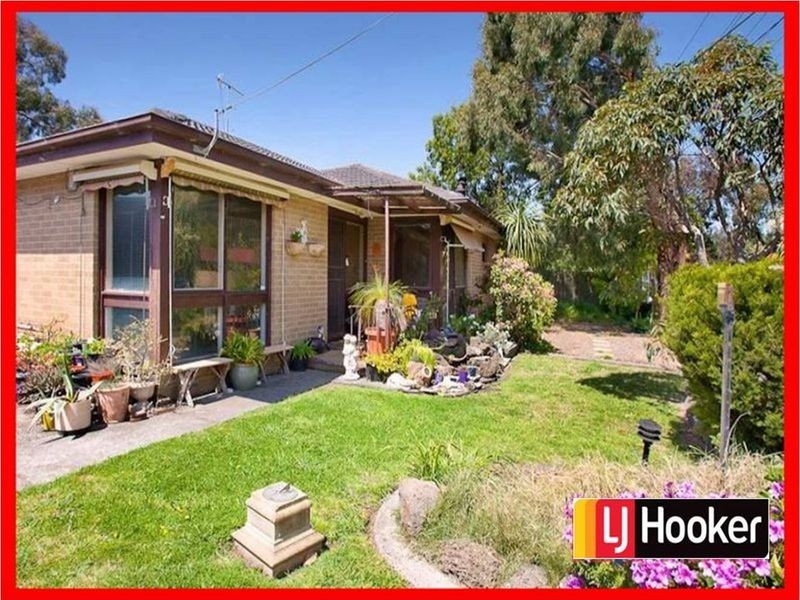 13 Serpentine road, Keysborough VIC 3173