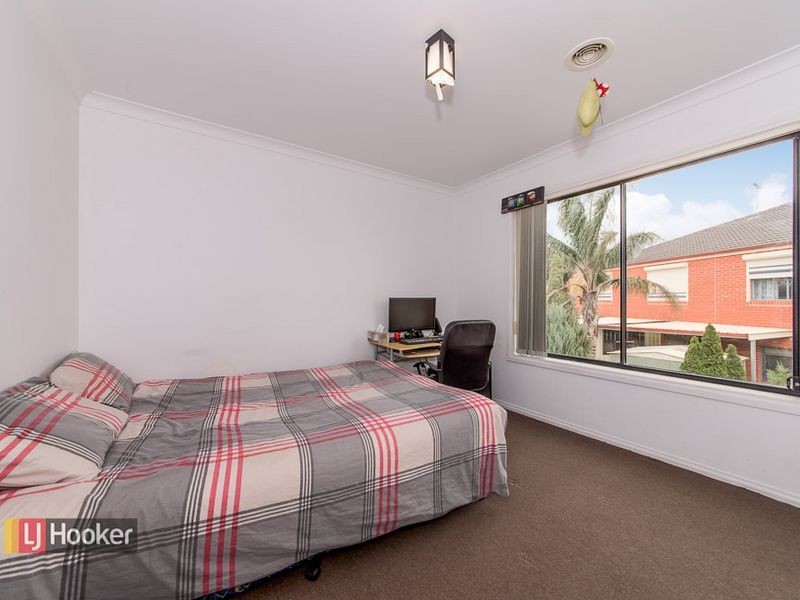 68 SANDOWN  ROAD, Springvale VIC 3171
