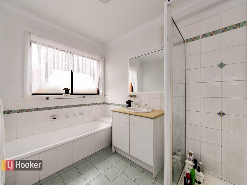 68 SANDOWN  ROAD, Springvale VIC 3171