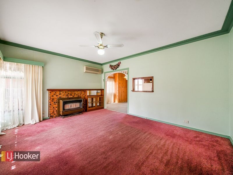 18 CHARLTON STREET, Springvale VIC 3171