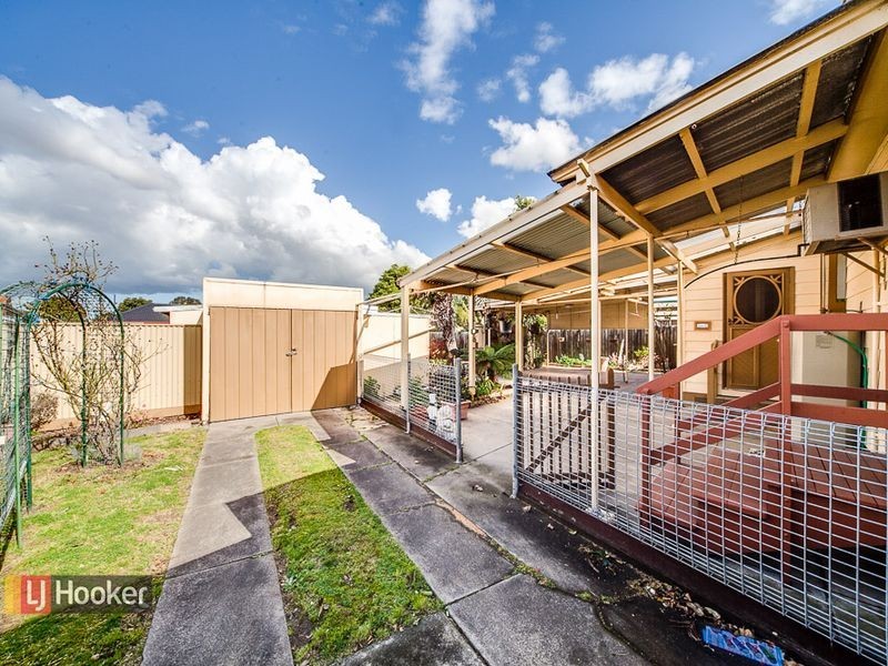 18 CHARLTON STREET, Springvale VIC 3171