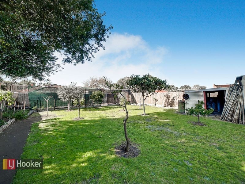 41 MONCUR AVE, Springvale VIC 3171