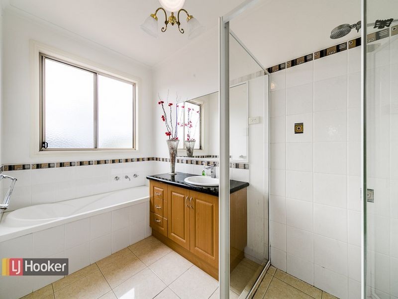 24-26 DAVIS WAY, Springvale VIC 3171