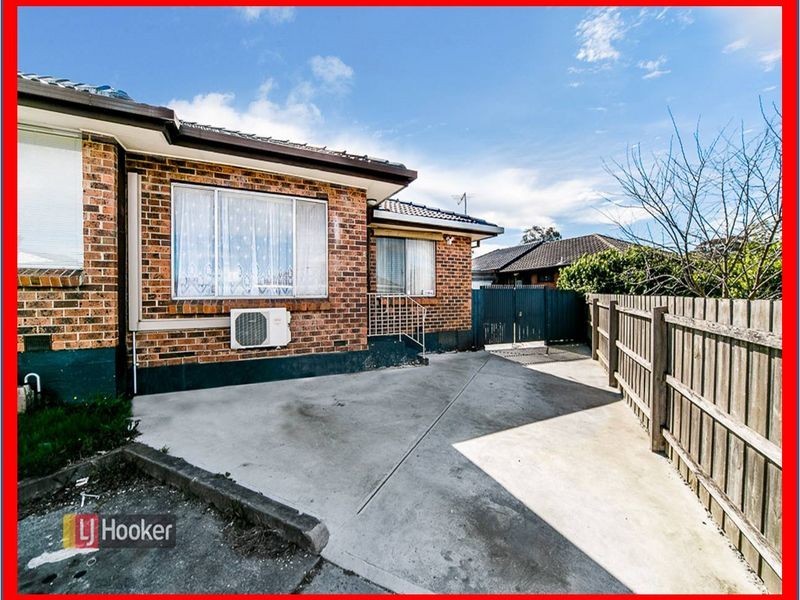 4/247 GLADSTONE ROAD, Dandenong North VIC 3175