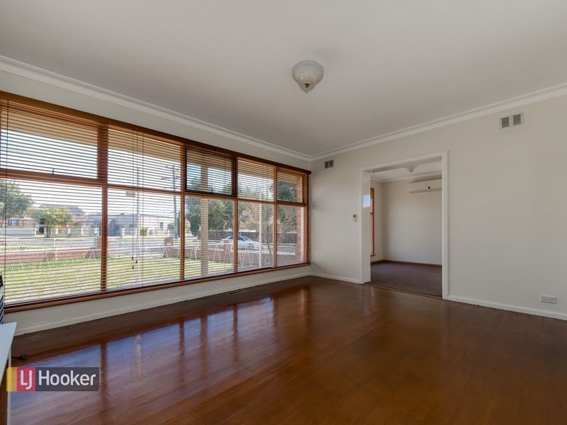37 Boronia Avenue, Dandenong North VIC 3175