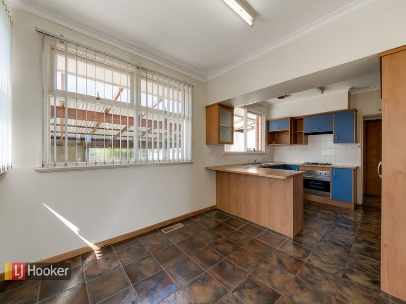 37 Boronia Avenue, Dandenong North VIC 3175