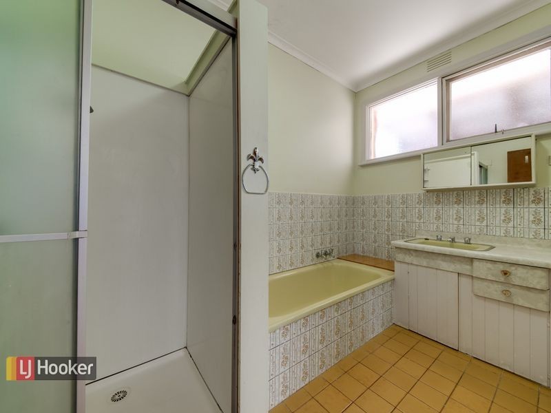 37 Boronia Avenue, Dandenong North VIC 3175