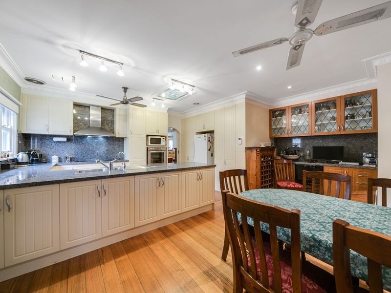 210 Railway Parade, Noble Park VIC 3174