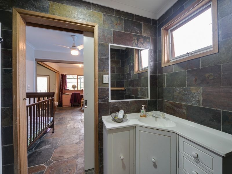 210 Railway Parade, Noble Park VIC 3174