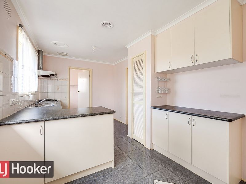 14 AURORA COURT, Springvale South VIC 3172