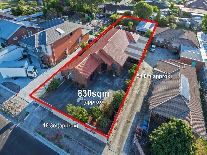 38 MONCUR AVENUE, Springvale VIC 3171