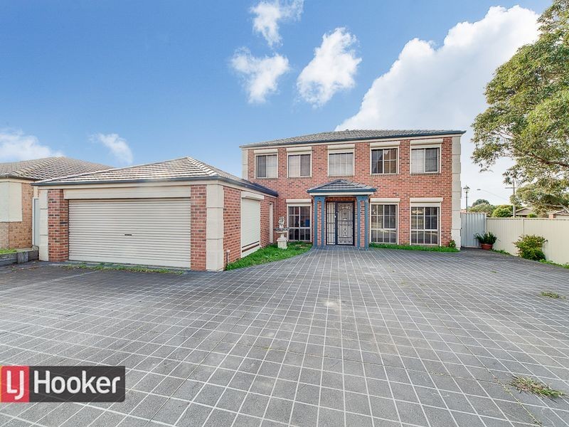 2 Ashbrook Way, Cranbourne West VIC 3977