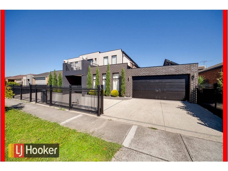 9 Pharaoh Drive, Cranbourne VIC 3977
