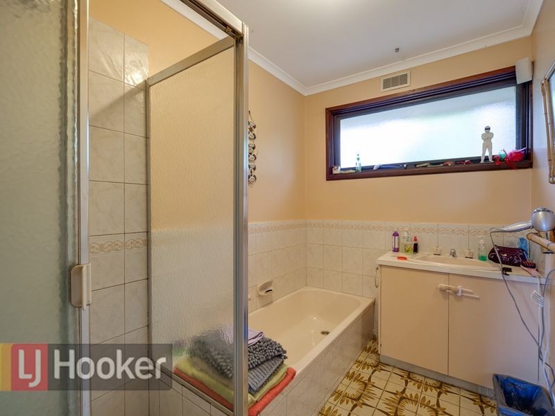 64 Rawdon Hill Drive, Dandenong North VIC 3175