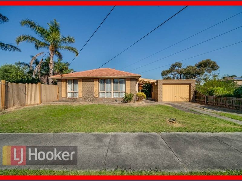 10 LOXWOOD AVE, Keysborough VIC 3173
