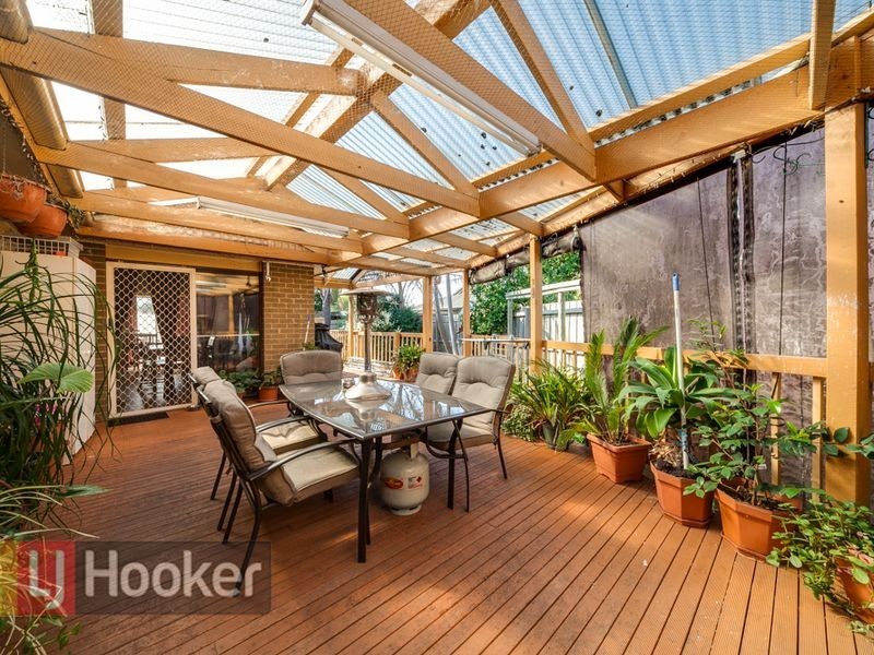 10 LOXWOOD AVE, Keysborough VIC 3173