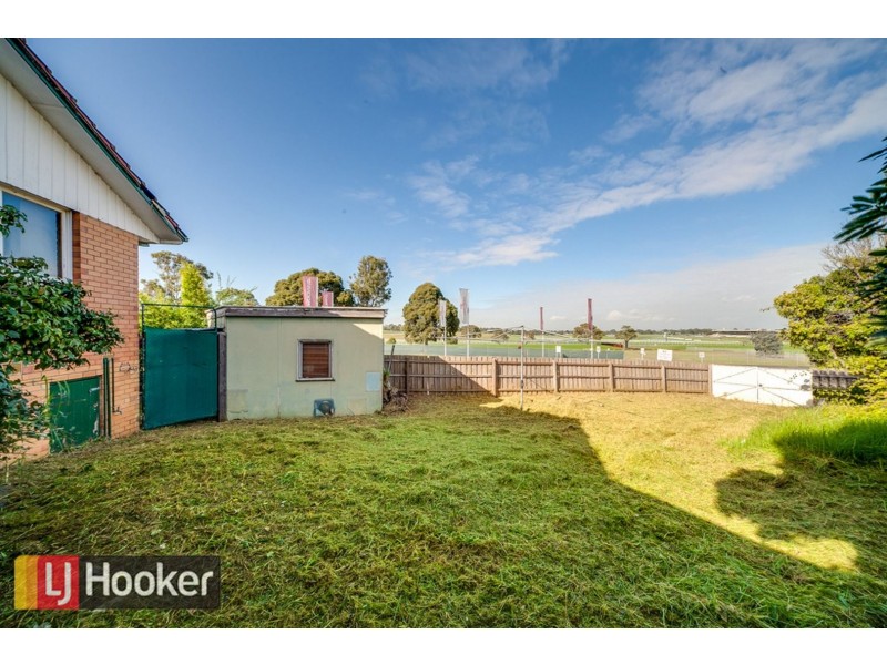 10 CARLYON CRT, Springvale VIC 3171