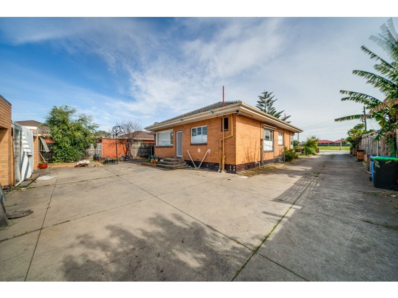 206 Clarinda Road, Clarinda VIC 3169