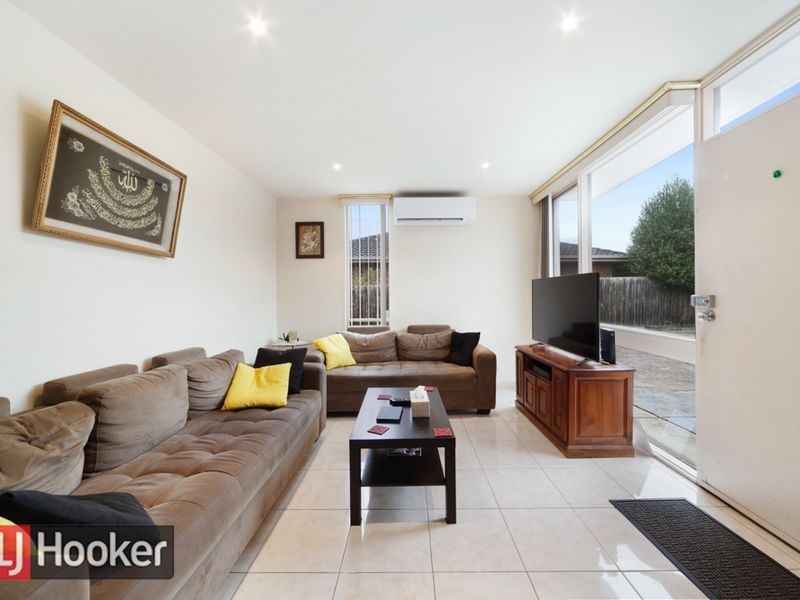 2/61 Kelvinside road, Noble Park VIC 3174