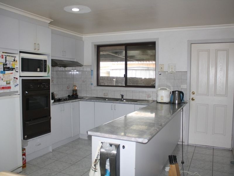 2/35 Regent Avenue, Springvale VIC 3171