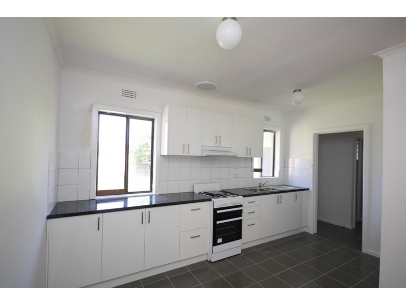 12 Sullivan Street, Springvale VIC 3171