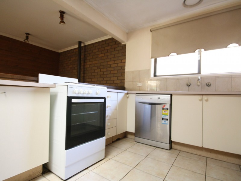 6 Markham Court, Keysborough VIC 3173