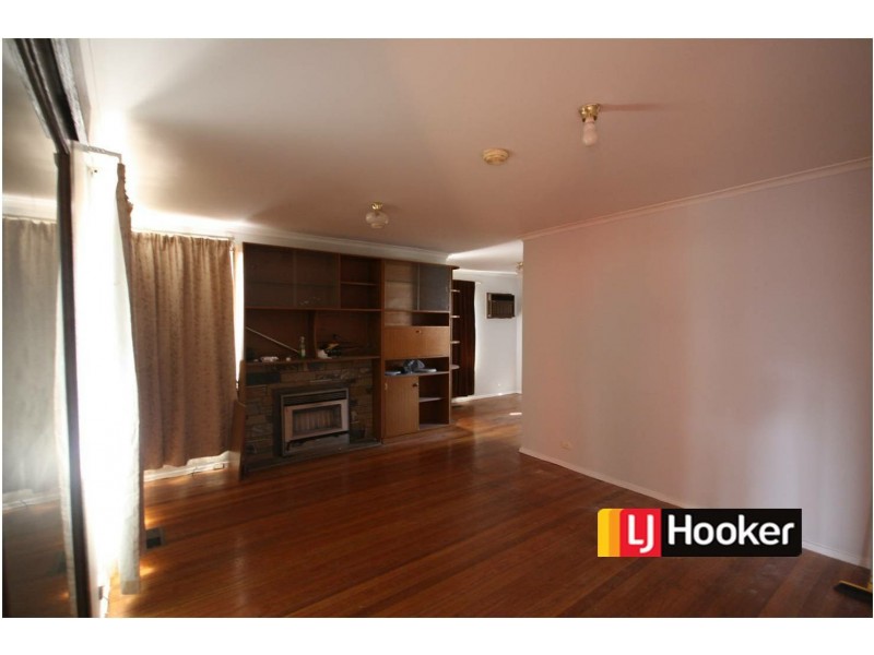 22 Burraneer Drive, Keysborough VIC 3173