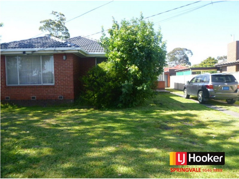 17 Regina Street, Springvale South VIC 3172