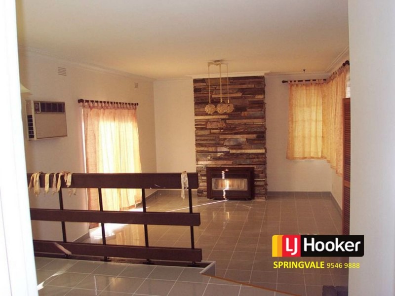 17 Regina Street, Springvale South VIC 3172