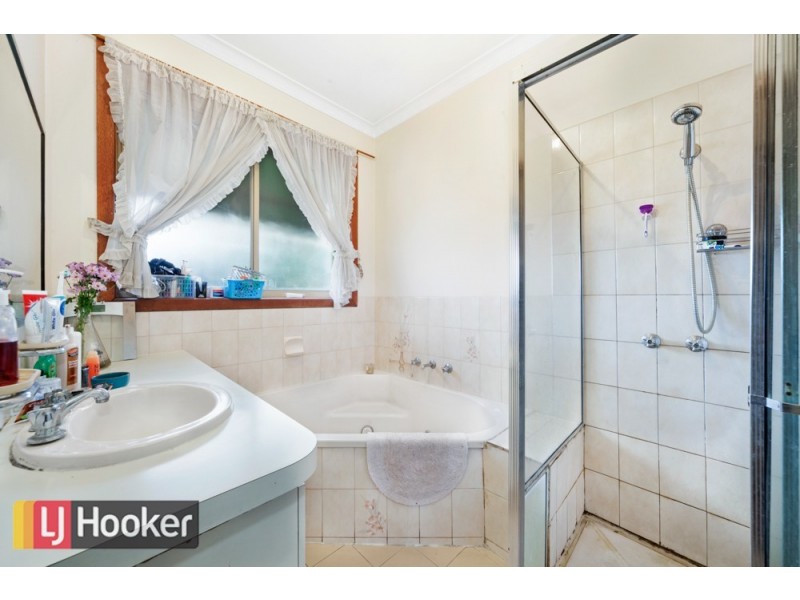 2 Gavan Drive, Springvale VIC 3171